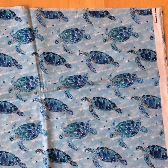 JOANN | Cotton Quilting Fabric With Sea Turtle Print - Picture 4 of 9